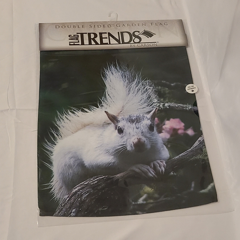 Garden Flag White Squirrel Mt Laurel Double-sided by Carson 👓